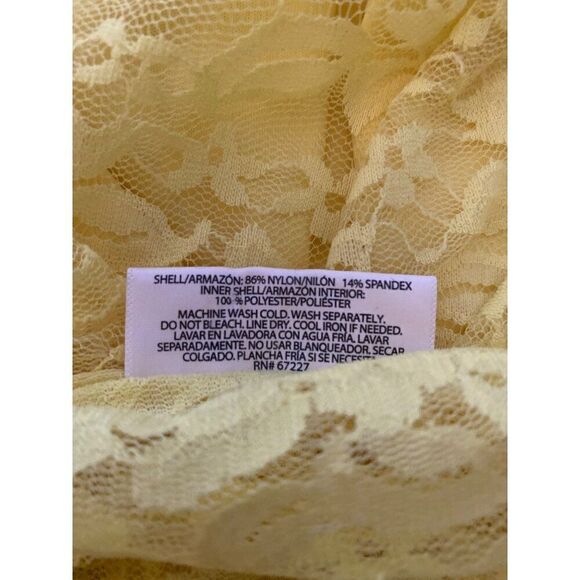 Bobbie Brooks women's yellow lace short sleeve with under tank top size small - Picture 10 of 10